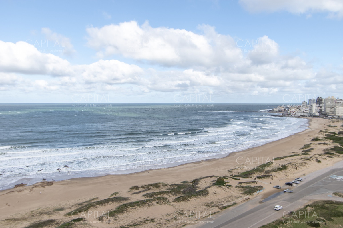 Apartamento ID.34785 - Apartamento frente al mar en Playa Brava en Venta