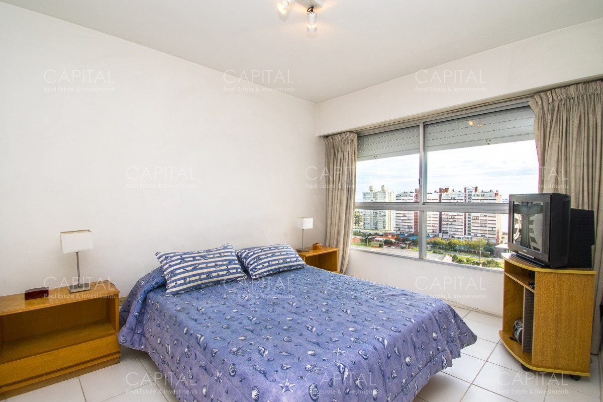 Apartamento ID.27869 - Apartamento en alquiler temporario dos dormitorios con vista a Playa Mansa