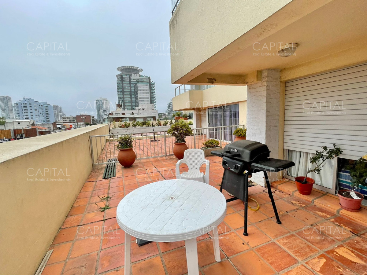 Apartamento ID.27035 - Apartamento de Dos Dormitorios En Punta del Este