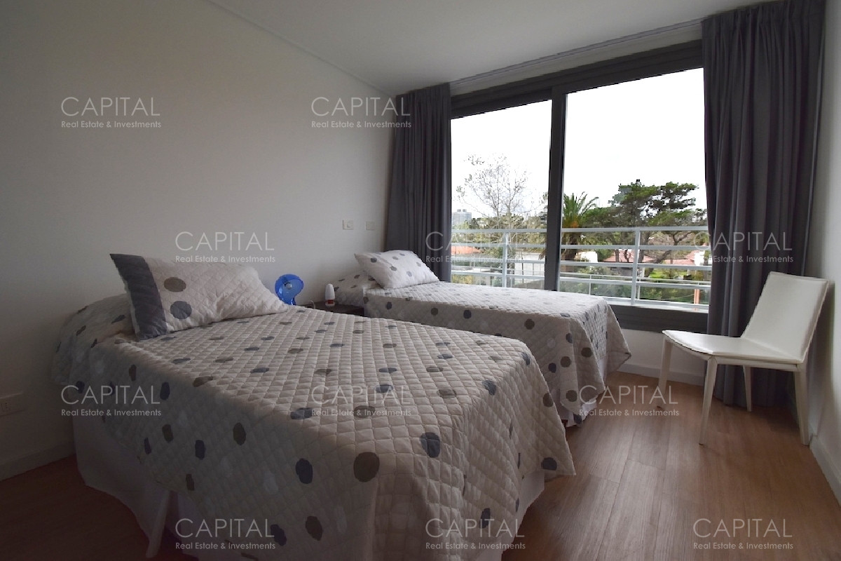 Apartamento ID.26953 - Excelente apartamento 3 dormitorios en suite Punta del Este + Alexander 