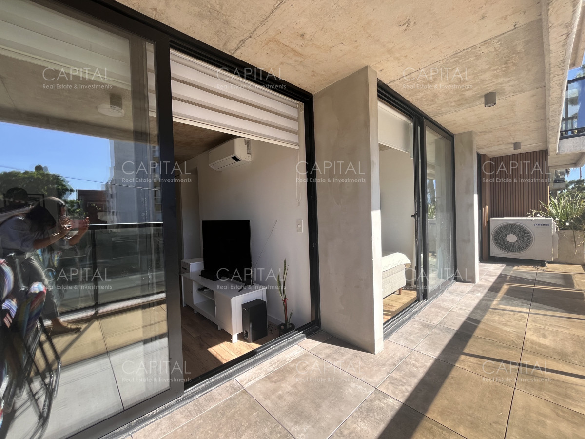 Apartamento ID.37925 - Apartamento en venta de 2 Dormitorios Frente al Mar Playa Mansa