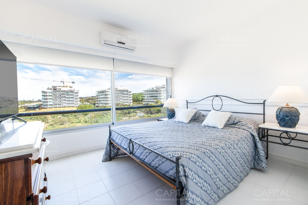 Apartamento ID.35179 - Apartamento en venta en primera línea Playa Brava