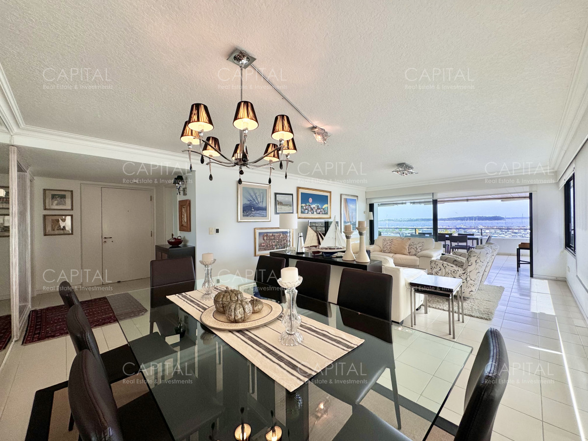 Apartamento ID.33987 - Departamento en Venta Puerto de Punta del Este Tres Dormitorios