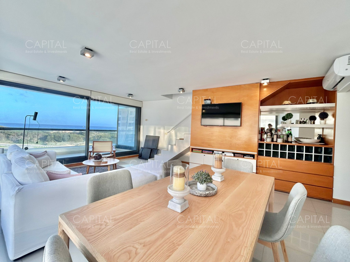 Apartamento ID.26732 - Venta Departamento Pent House Playa Brava Primera Linea Punta del Este