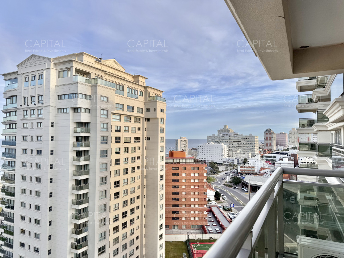 Apartamento ID.38446 - APARTAMENTO EN VENTA EN EDIFICIO IMPERIALE PUNTA DEL ESTE