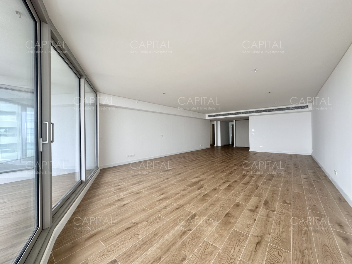 Apartamento ID.35172 - Trump Tower de tres dormitorios y dependencia en venta
