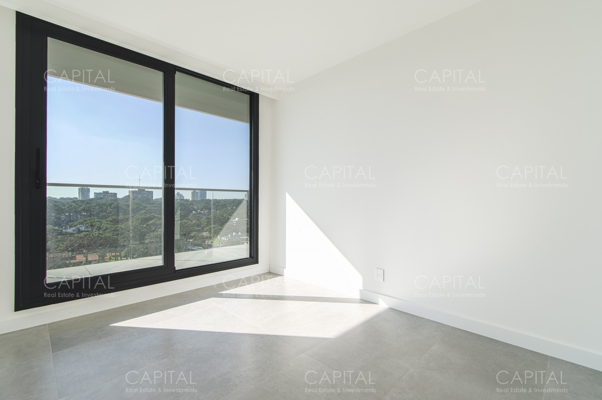 Apartamento ID.34658 - Venetian Central Punta del Este En venta Dos Suites en Venta