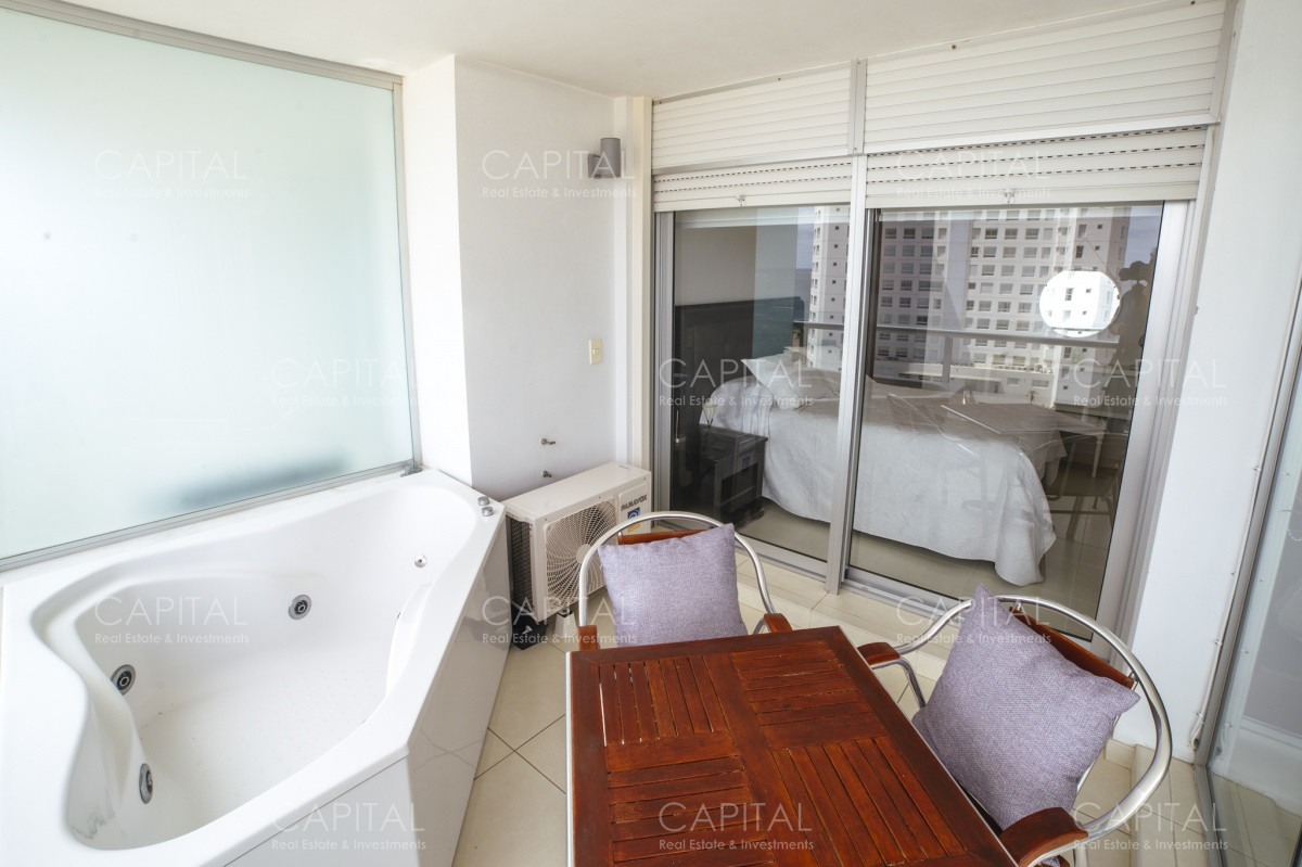 Apartamento ID.26490 - Season Tower Punta del Este Playa Mansa 2 dormitorios