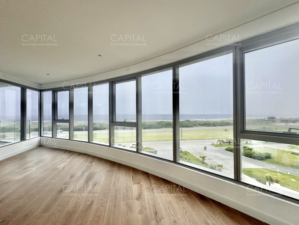 Apartamento ID.35172 - Trump Tower de tres dormitorios y dependencia en venta