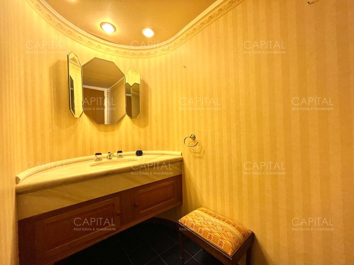 Apartamento ID.34226 - Amplio Apartamento Playa Brava 3 dormitorios mas dependencia