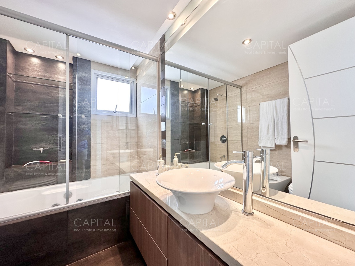 Apartamento ID.35555 - Penthouse en Venta en Miami Boulevard 3 suites y servicio