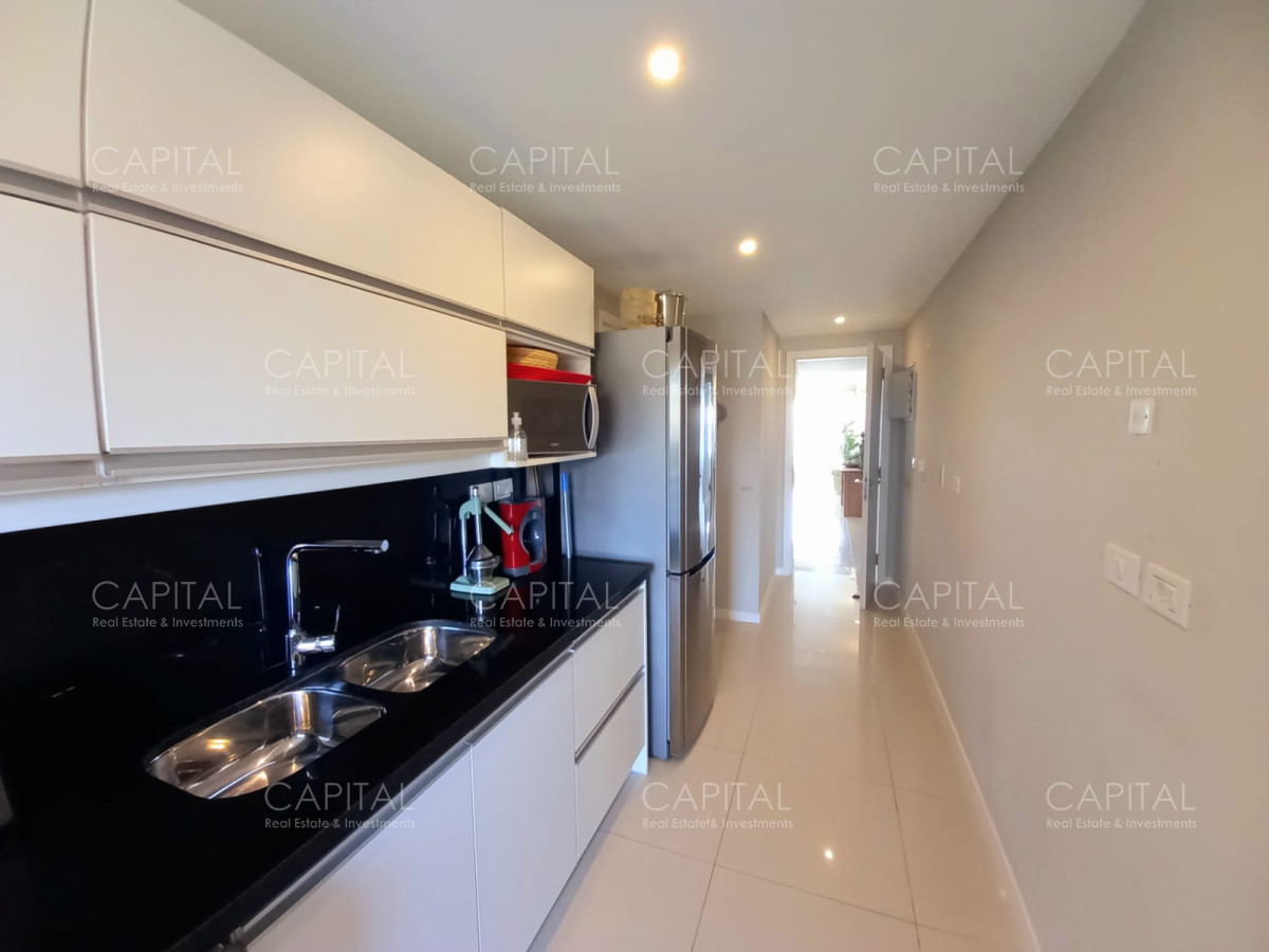 Apartamento ID.31131 - Apartamento Frente al Mar en Venta Dos Dormitorios y Servicio