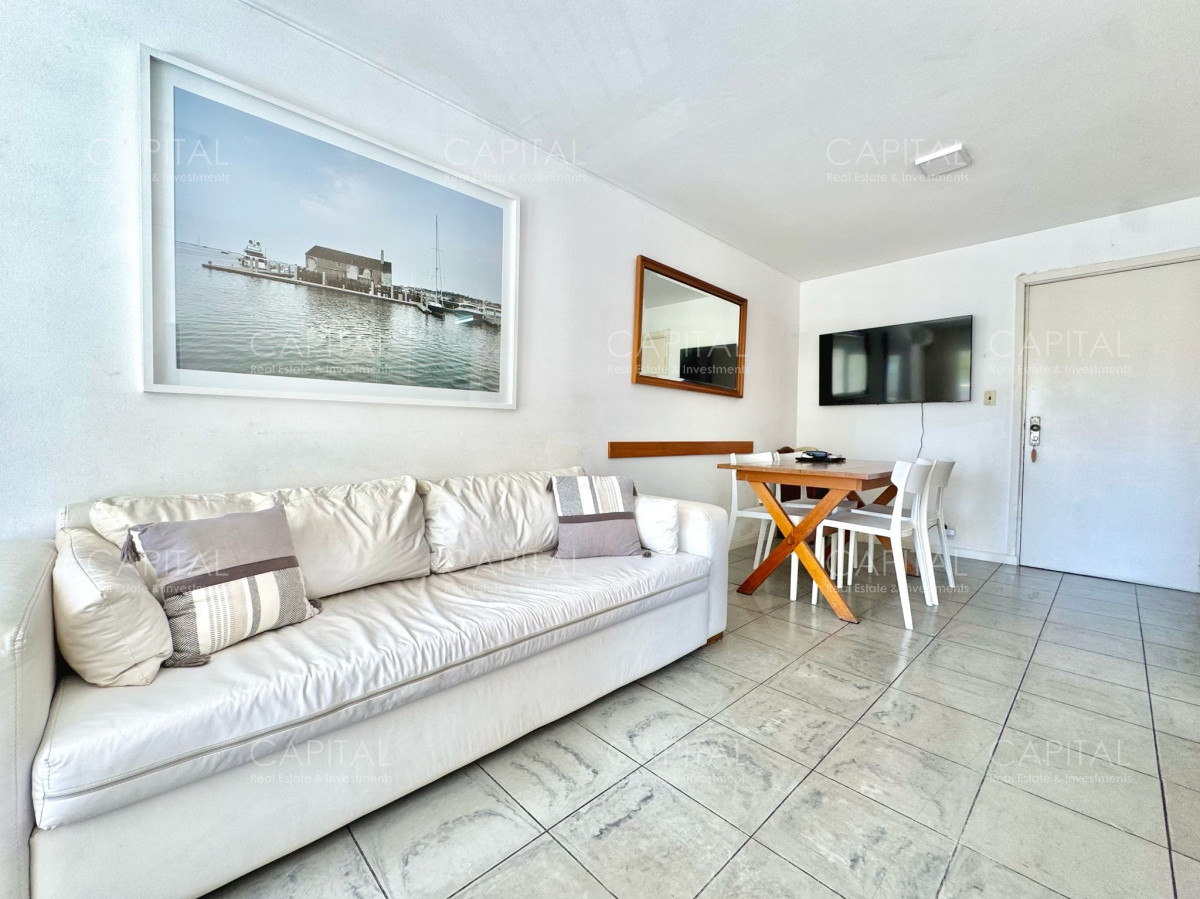Apartamento ID.38132 - Apartamento de 1 Dormitorio en Venta Edificio Kennedy