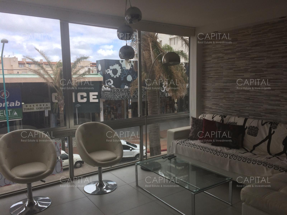 Apartamento ID.29496 - Apartamento de Tres Dormitorios en Península - Venta - Alquiler Temporada - Anual