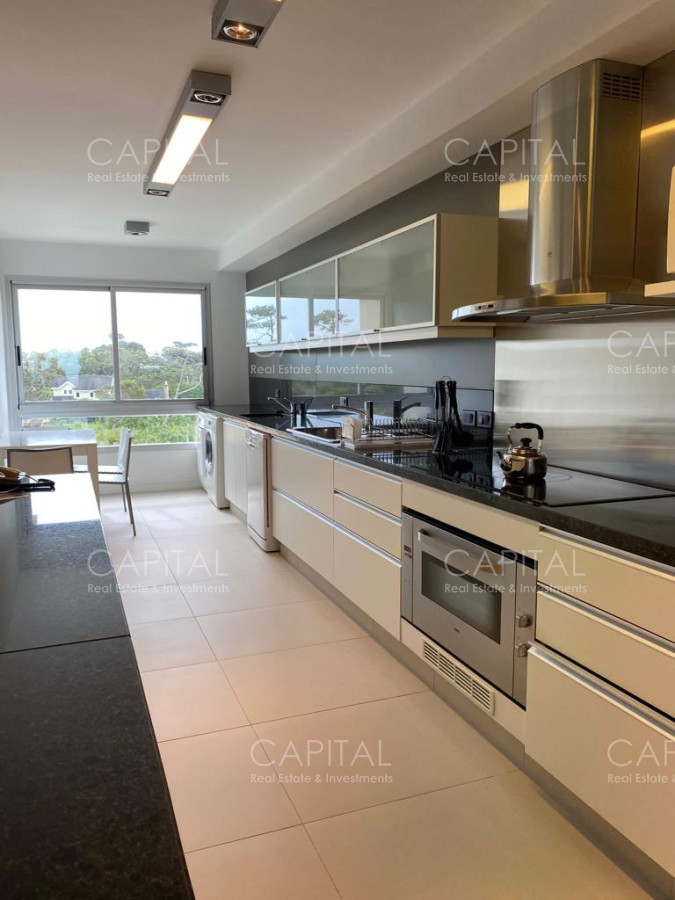 Apartamento ID.28487 - Buen Apartamento en Playa Brava