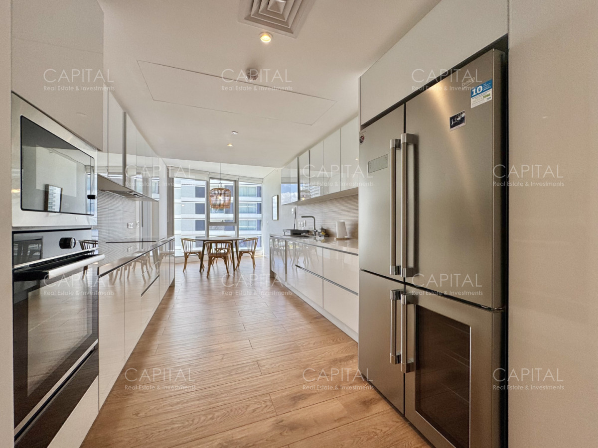 Apartamento ID.38142 - Trump Tower de tres dormitorios esquinero en venta