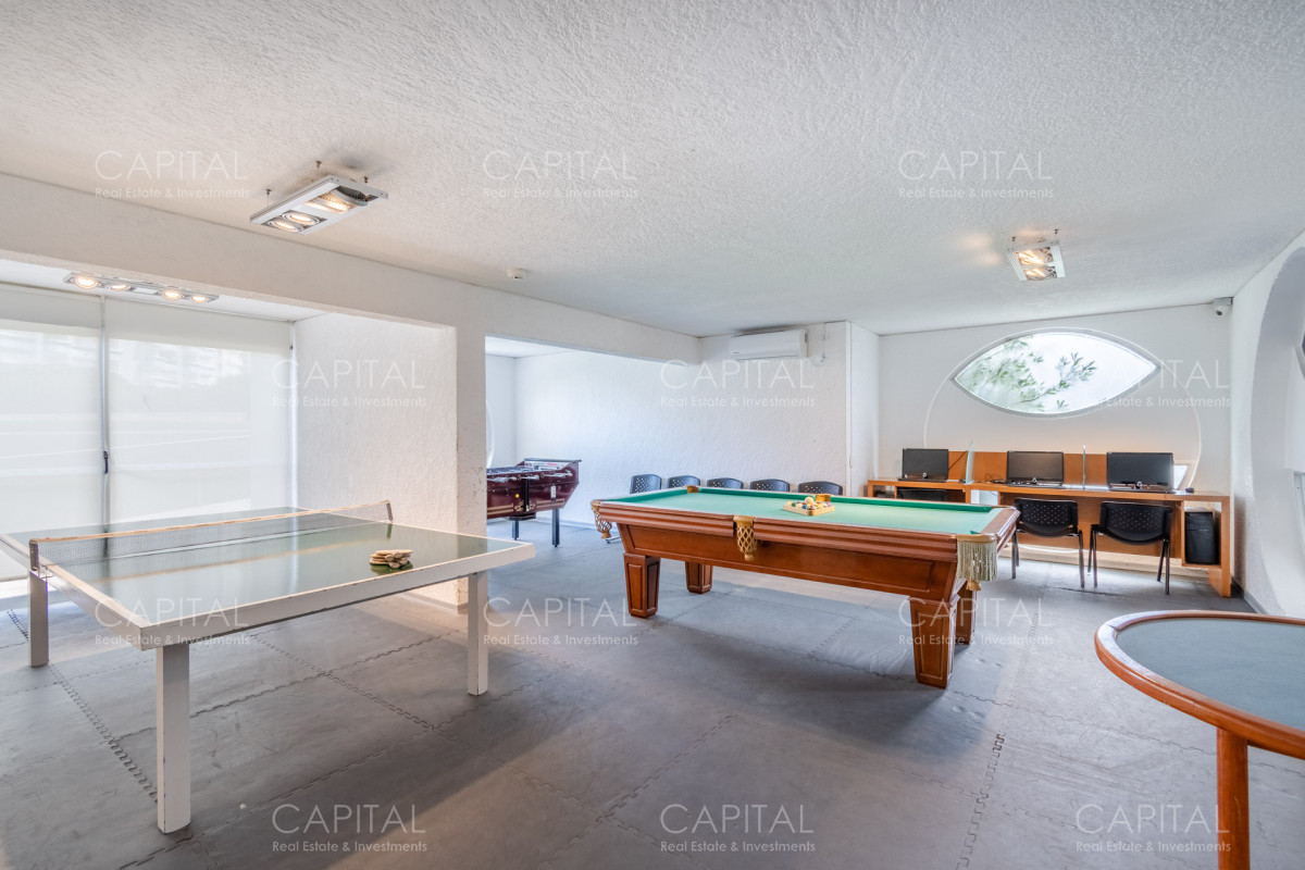 Apartamento ID.30942 - Venta de amplio apartamento sobre playa Brava íntegramente reciclado