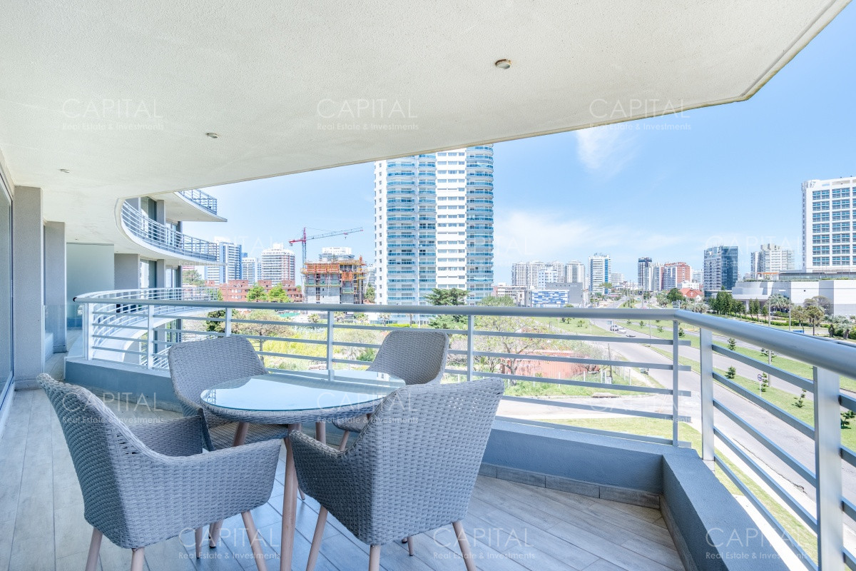 Apartamento ID.30105 - Alexander Boulevard Apartamento en Venta Dos Dormitorios Punta del Este