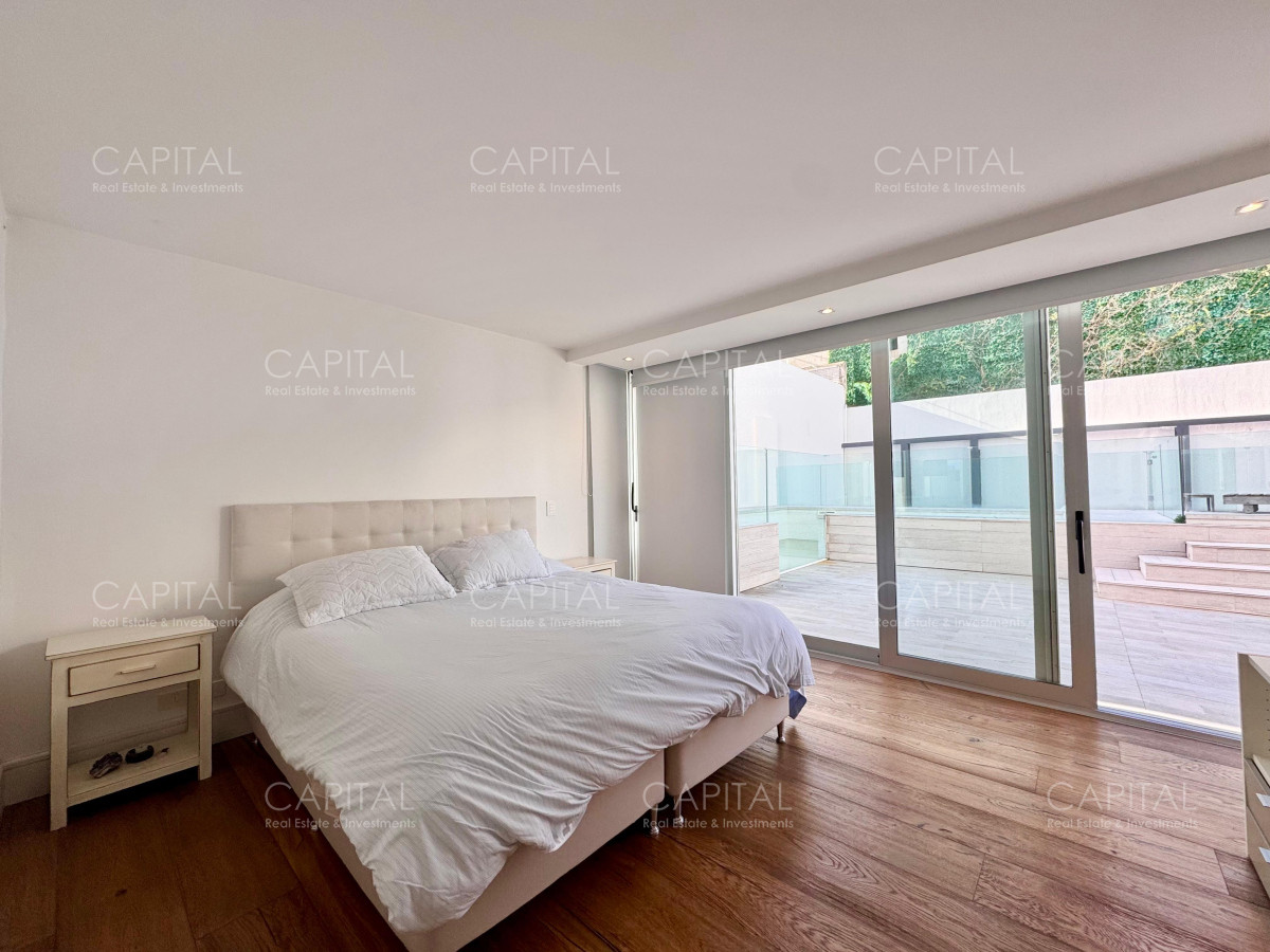 Apartamento ID.29222 - Apartamento en Venta Frente al Mar Punta del Este Cuatro dormitorios