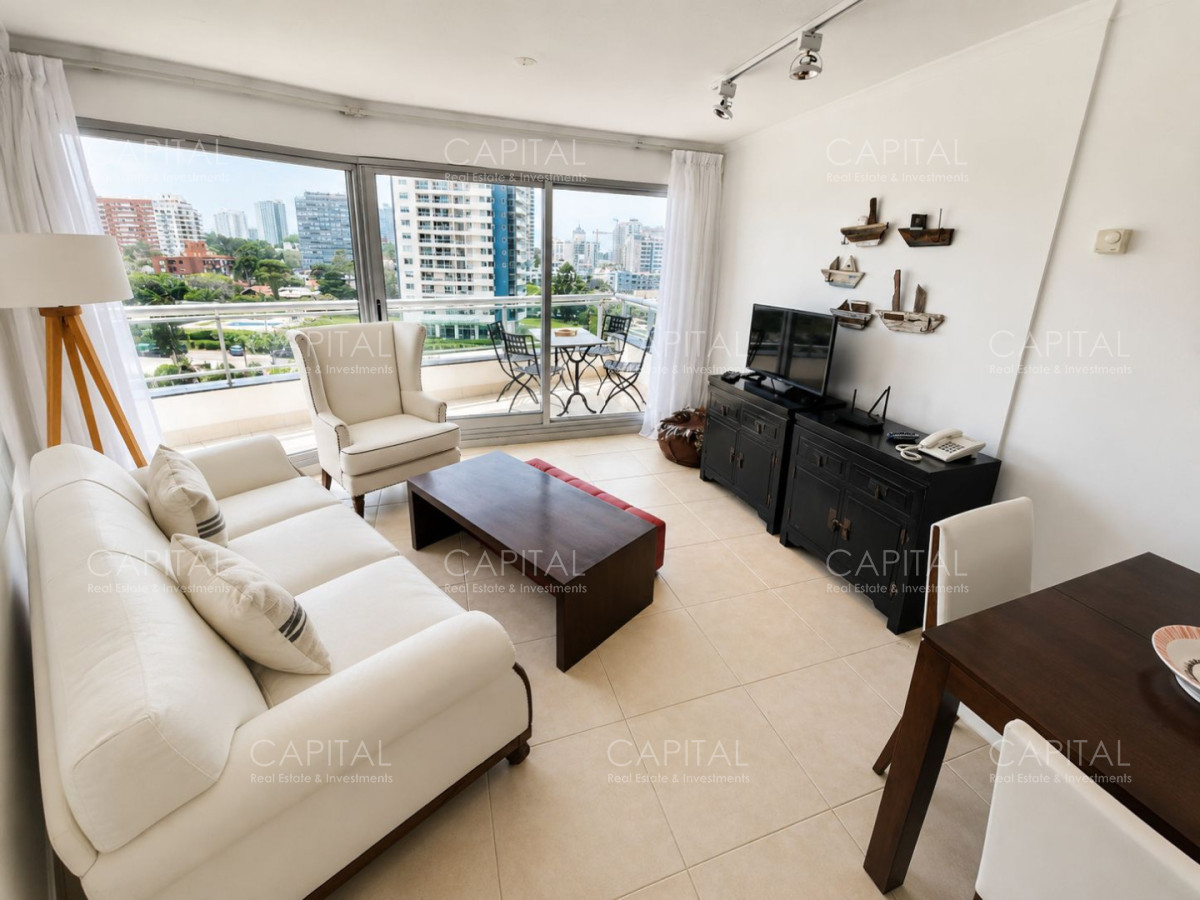 Apartamento ID.40162 - Apartamento en Venta en  Aidy Grill Punta del Este luminoso