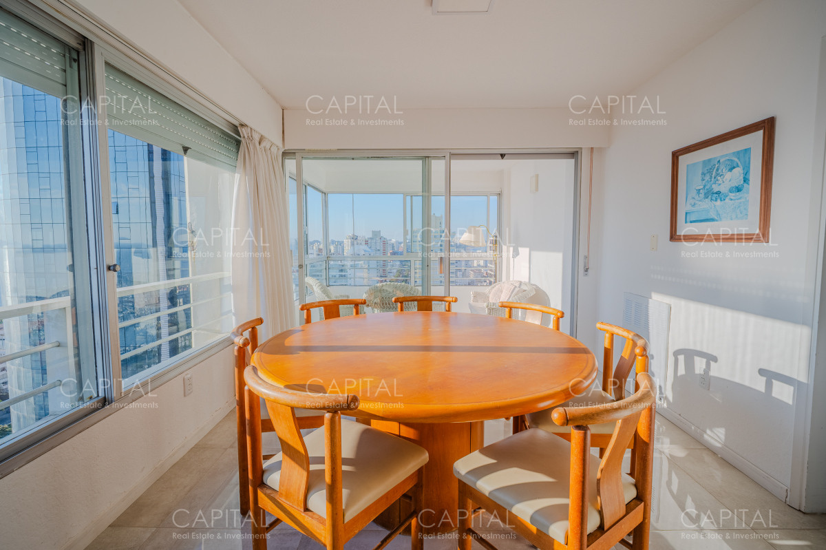 Apartamento ID.38451 - Apartamento en venta de 3 dormitorios en Peninsula Punta del Este