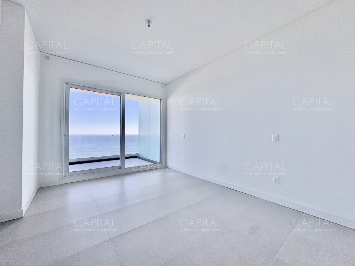 Apartamento ID.38866 - Le Parc IV de tres dormitorios piso alto en veta