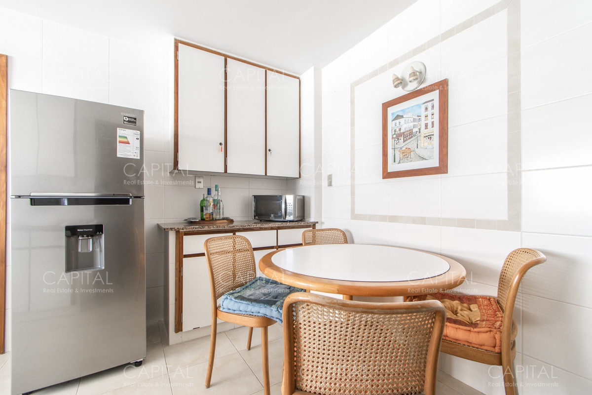 Apartamento ID.31268 - Malecon Punta del Este Apartamento de 3 dormitorios y servicios en venta en primera linea, Playa Mansa.