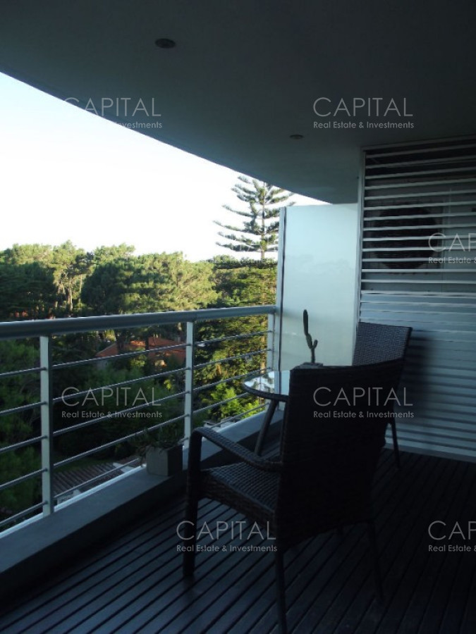 Apartamento ID.28377 - Apartamento de dos dormitorios en venta en torre con servicios con inmejorable ubicación