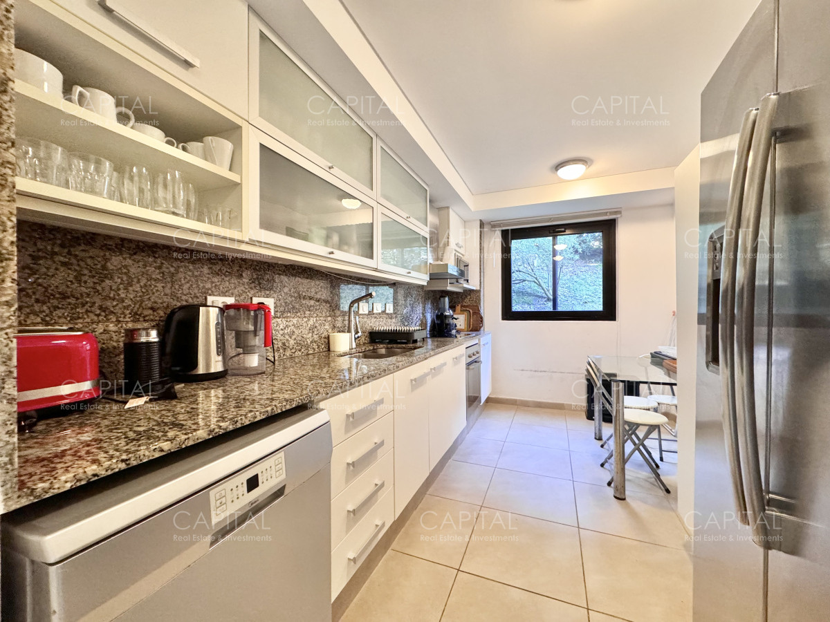 Apartamento ID.28127 - Quartier Punta Ballena Departamento en alquiler Primera fila al Mar de Punta Ballena Tres Dormitorios