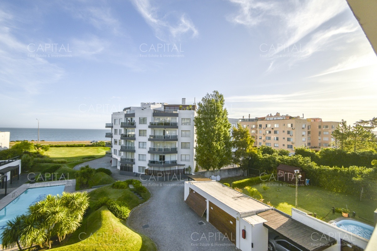 Apartamento ID.28872 - Excelente Apartamento de Tres Dormitorios frente al Mar - Punta Este