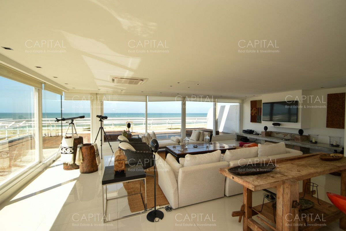 Apartamento ID.30835 - Venta de exclusivo PentHouse sobre playa Brava, Punta del Este