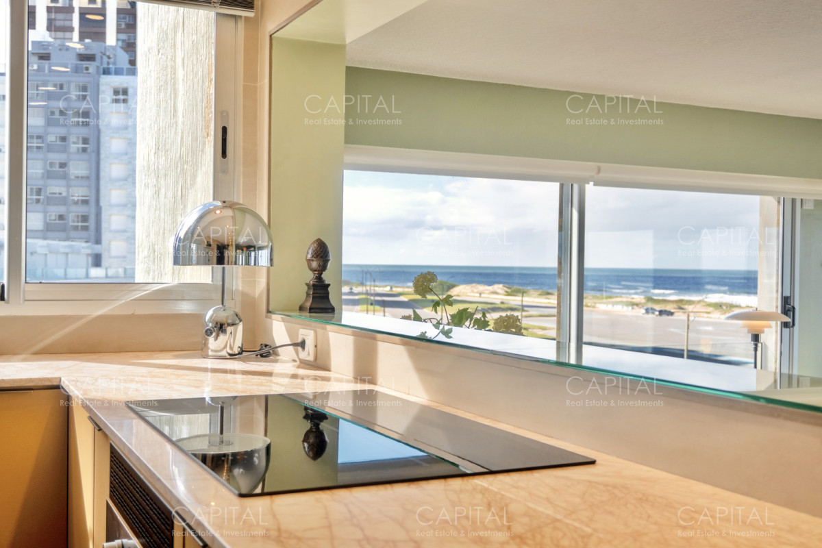 Apartamento ID.40153 - Apartamento en Venta 4 dormitorios en Playa Brava, con vista al Mar