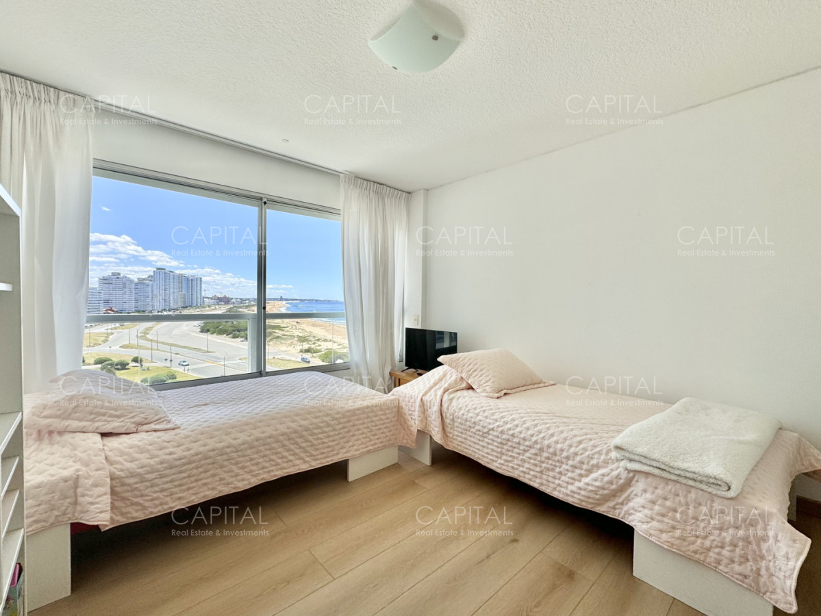 Apartamento ID.32324 - Estrella de Mar Punta del Este Departamento primera linea playa brava