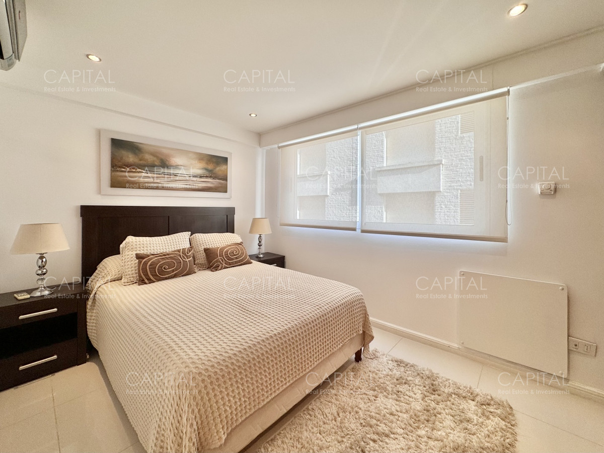 Apartamento ID.25200 - Apartamento Venta Puerto Punta del Este Seis Dormitorios 