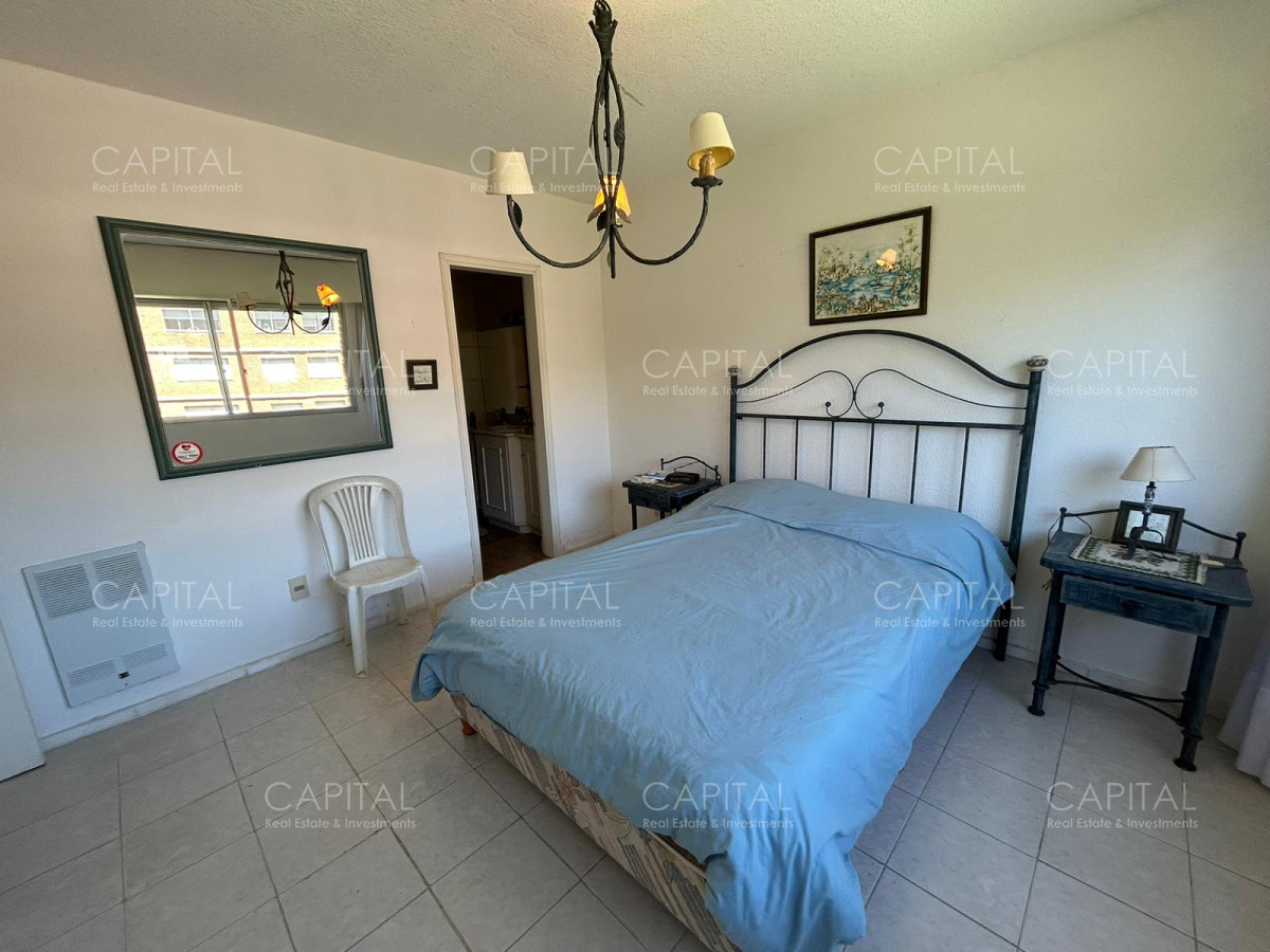 Apartamento ID.35240 - Apartamento en venta con parrillero propio en Playa Mansa. 