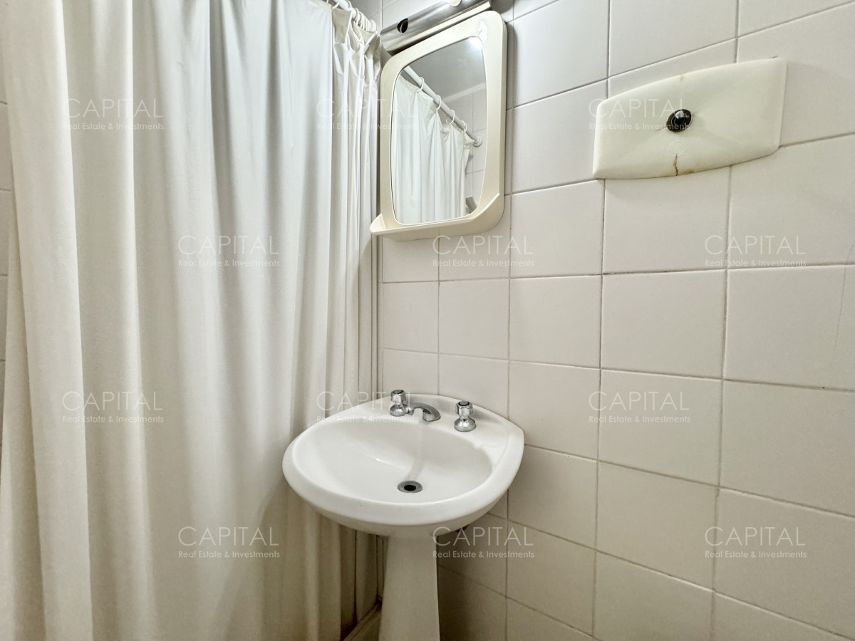 Apartamento ID.39373 - Apartamento de tres dormitorios y dependencia en venta, Playa Mansa, Punta del Este.