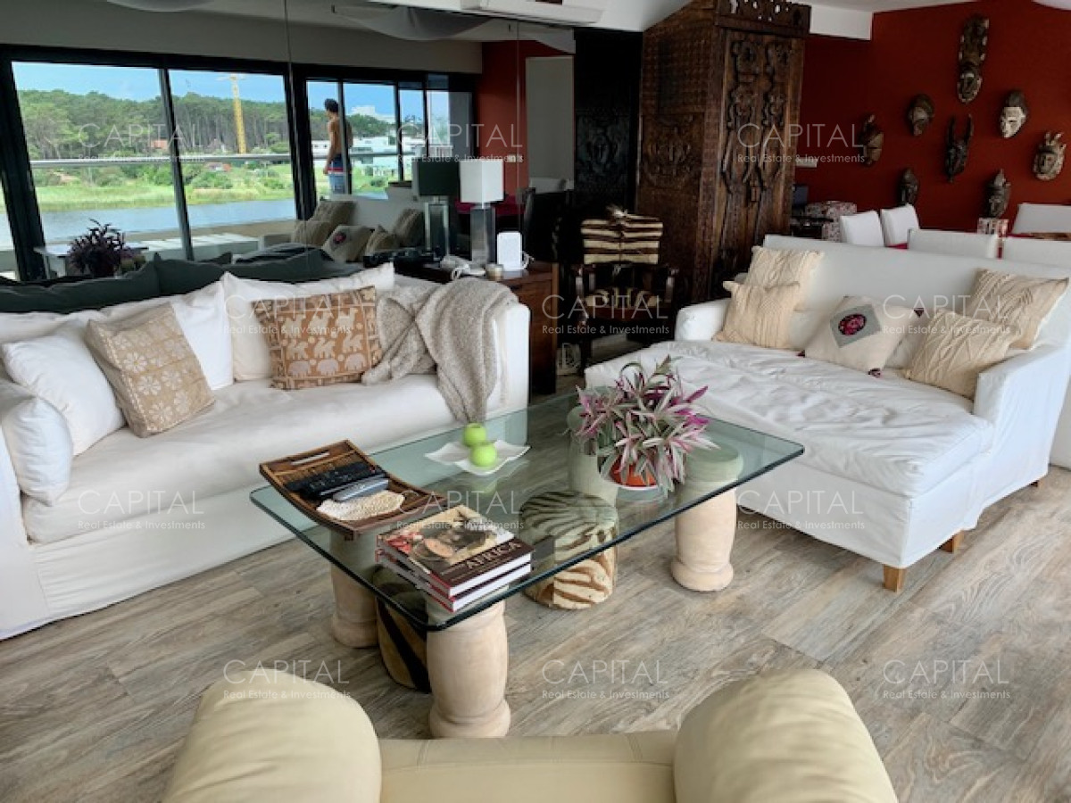 Apartamento ID.29522 - Departamento  Pent-house en Venta Con Vista  al Mar y Laguna del Diario 