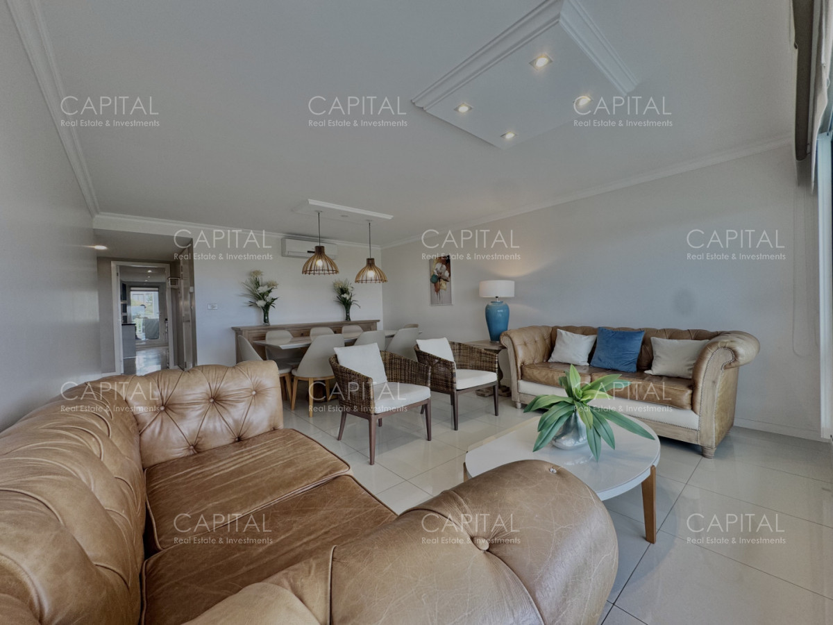 Apartamento ID.34832 - Apartamento de dos dormitorios y dependencia en Horizonte Playa Mansa