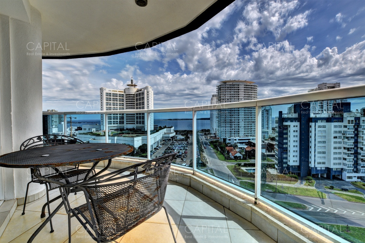 Apartamento ID.27073 - Casino Tower Departamento en Venta