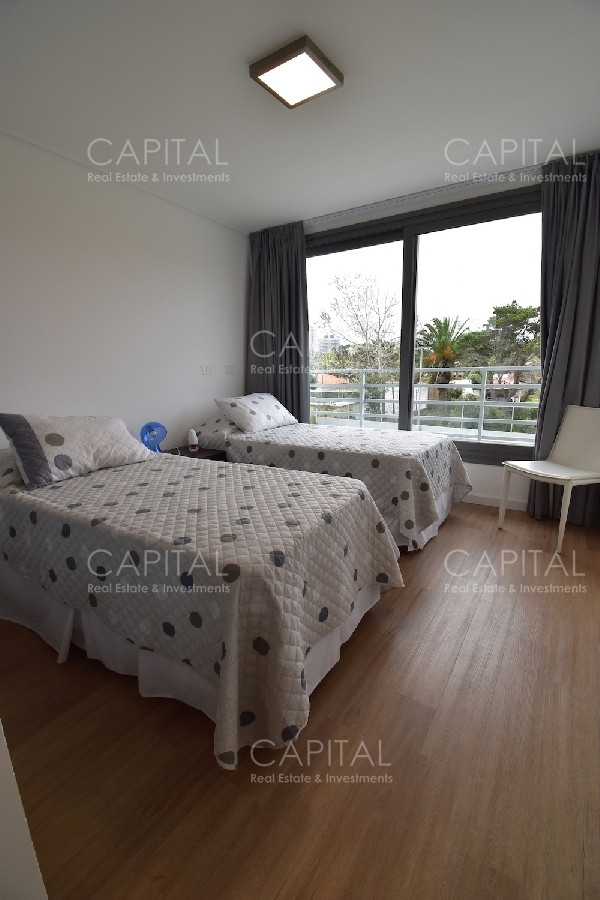 Apartamento ID.26953 - Excelente apartamento 3 dormitorios en suite Punta del Este + Alexander 