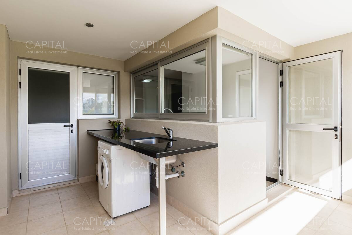 Apartamento ID.33892 - Apartamentoen torre lobos de tres dormitorios en primera linea frente al mar en Playa Brava en Alquiler, Punta del Este