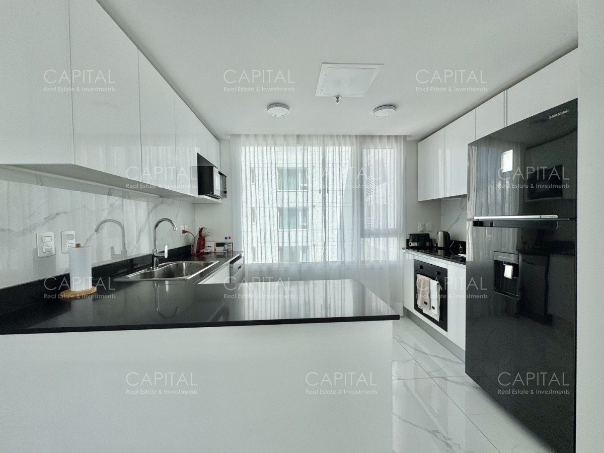 Apartamento ID.39453 - Paramount Tower de dos dormitorios frente al mar en Alquiler, Playa Mansa Punta del este