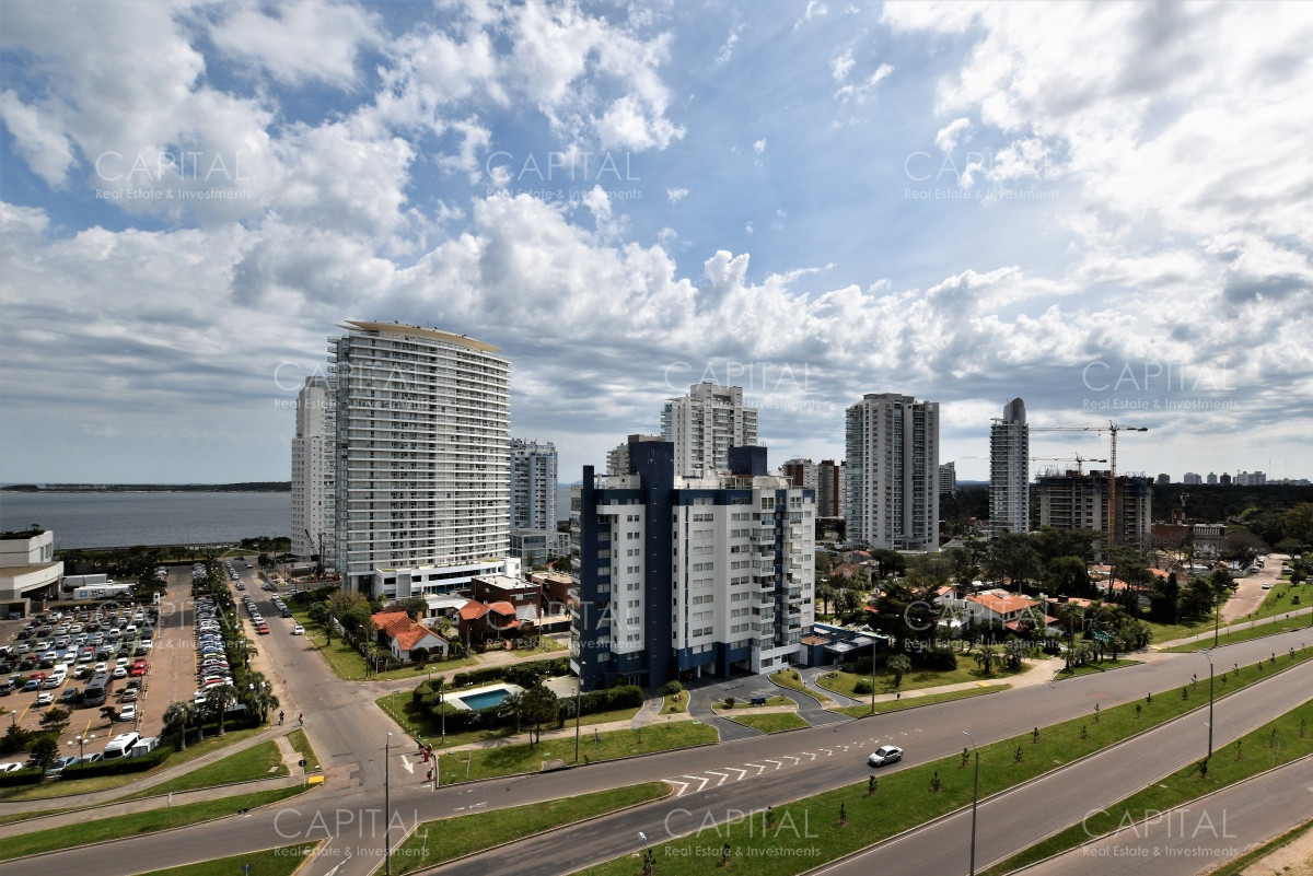 Apartamento ID.27073 - Casino Tower Departamento en Venta