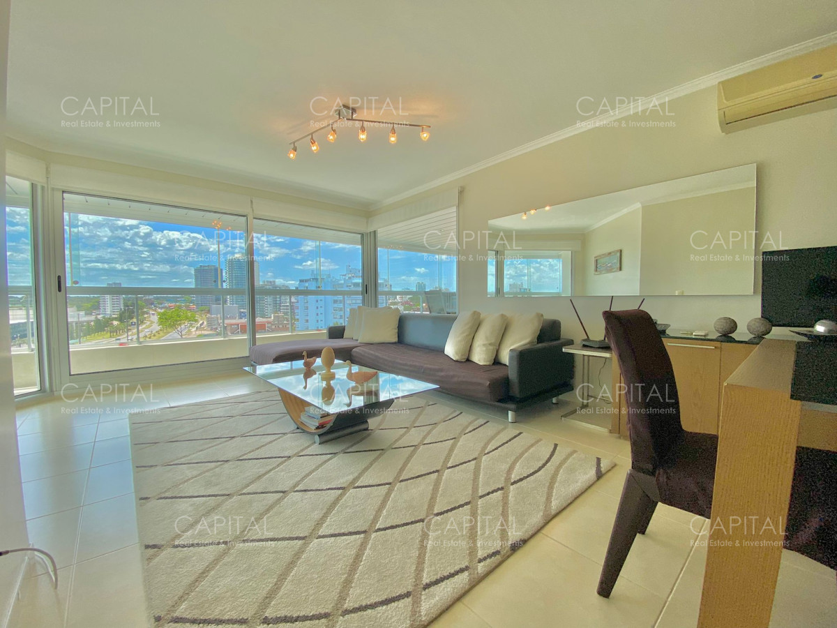 Apartamento ID.31832 - Apartamento en Venta de tres dormitorios, Punta del Este