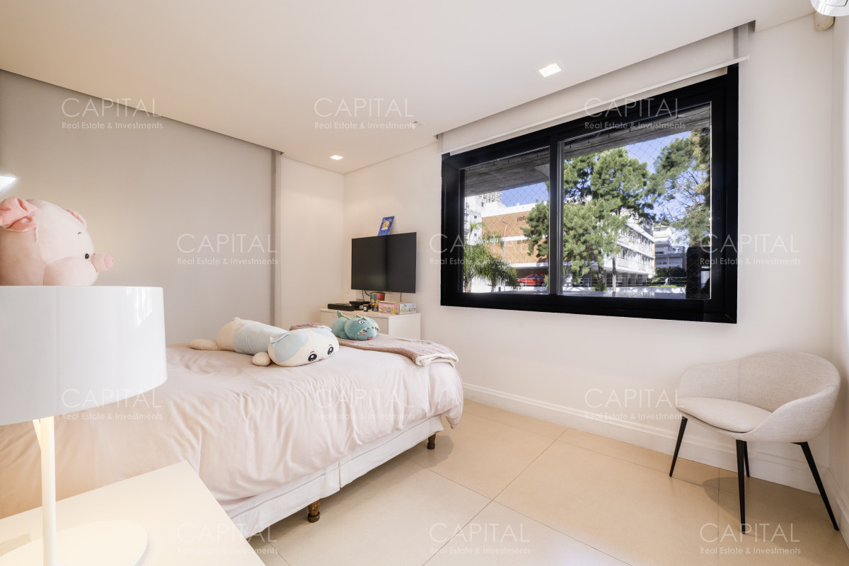 Apartamento ID.32557 - Departamento en Venta Primera Linea en Puerto Punta del Este