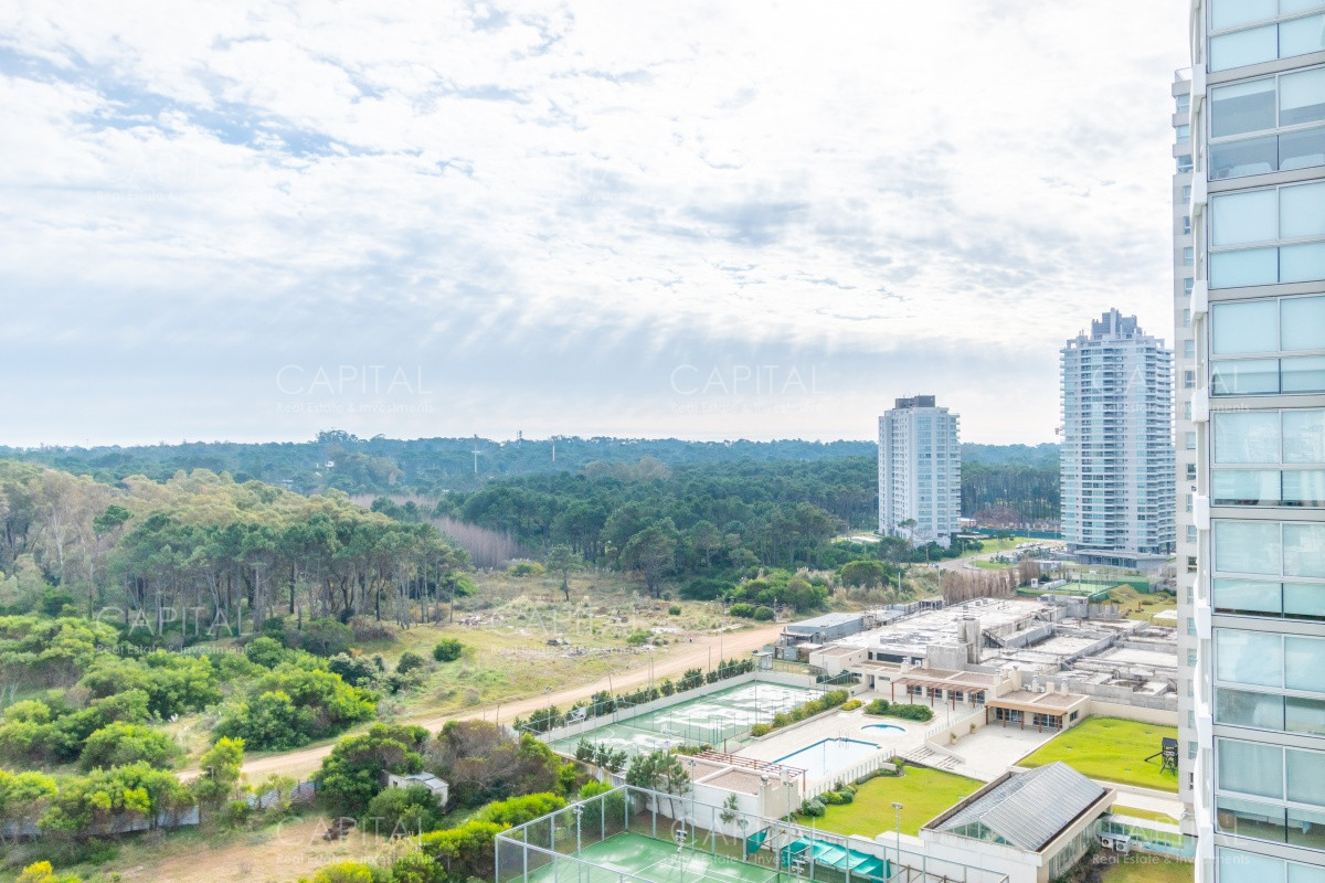 Apartamento ID.28119 - Departamento Le Parc Punta del Este En Venta Tres Dormitorios Mas Dependencia