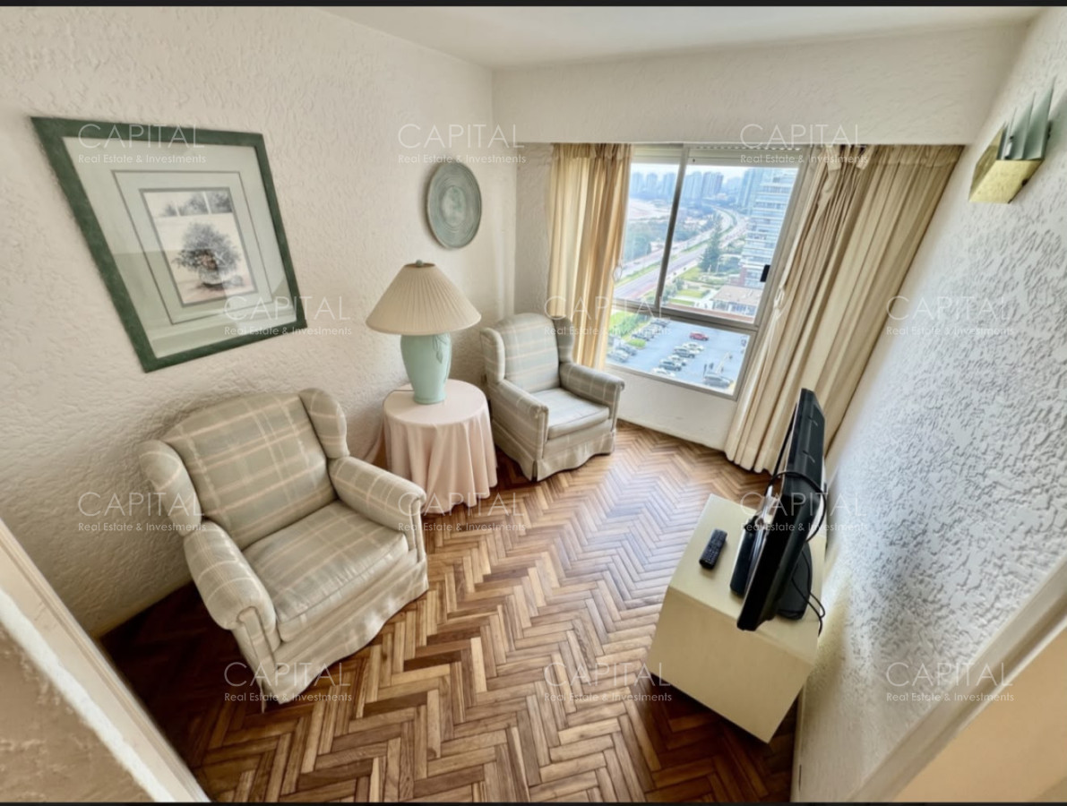 Apartamento ID.40420 - Apartamento primera linea en playa mansa en venta