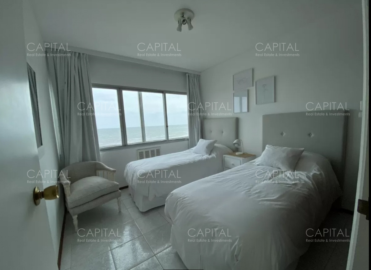 Apartamento ID.33251 - Venta de apartamento en primera fila de playa brava, Punta Del Este