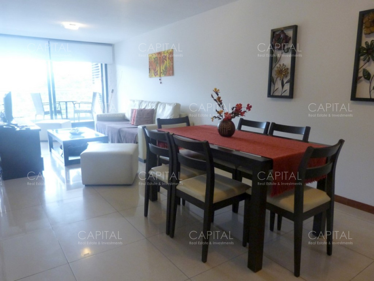 Apartamento ID.28377 - Apartamento de dos dormitorios en venta en torre con servicios con inmejorable ubicación