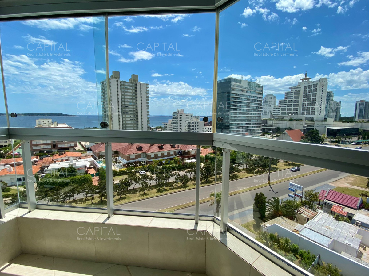 Apartamento ID.31832 - Apartamento en Venta de tres dormitorios, Punta del Este